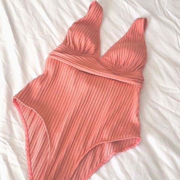 Cupshe Other - NWT Cupshe One Piece Bathing Suit